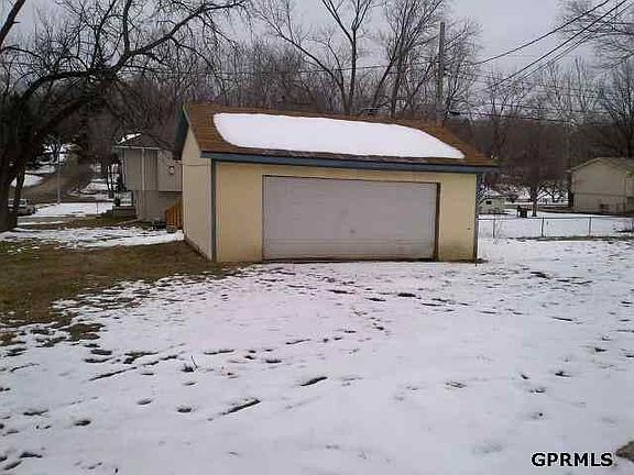2nd image of 5860 S 50th Ave