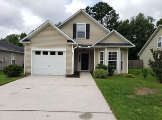 211 Island Green Rd, Goose Creek, SC 29445