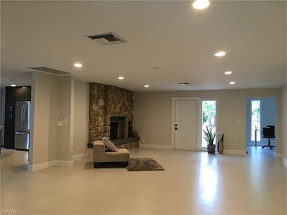 5th image of 5770 Sea Grass Ln