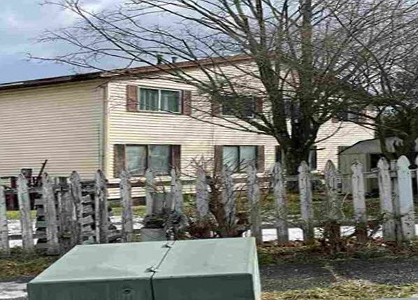 2nd image of 50 Forest Brook Rd