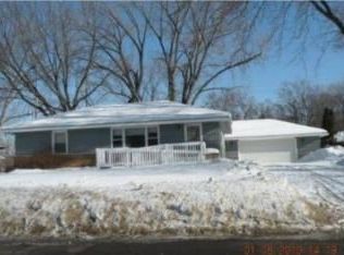 8227 12th Ave S, Bloomington, MN 55425