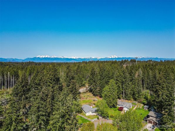 101 NE Rainier Place N, Belfair, WA 98528