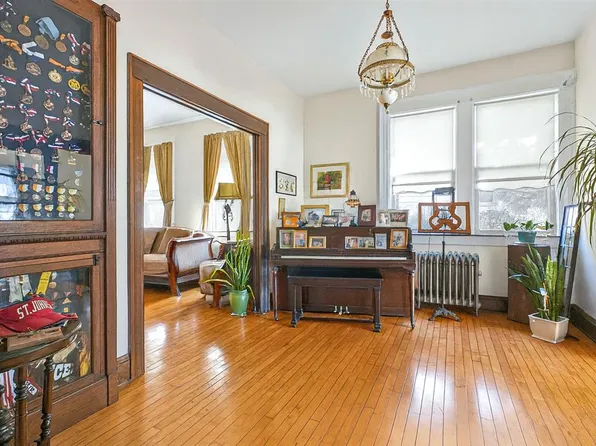 86-09 104th Street image 11 of 59