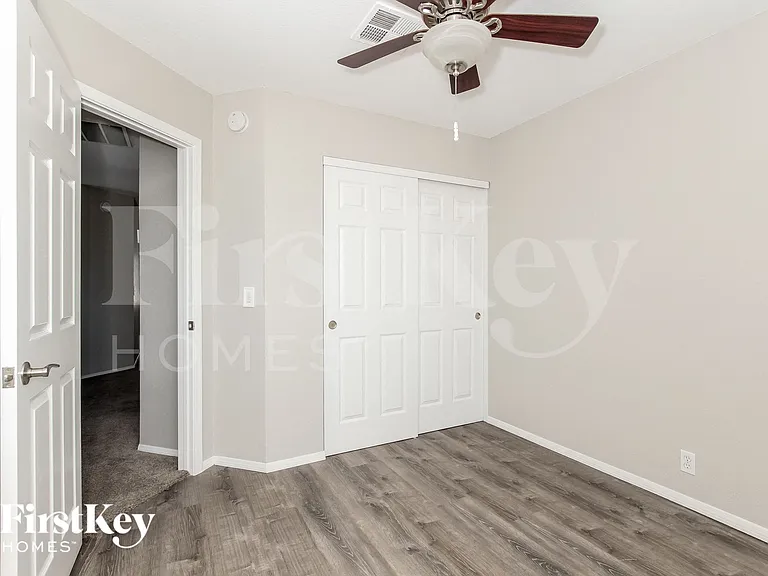 3954 W Camino Del Rio Rd — Photo 11