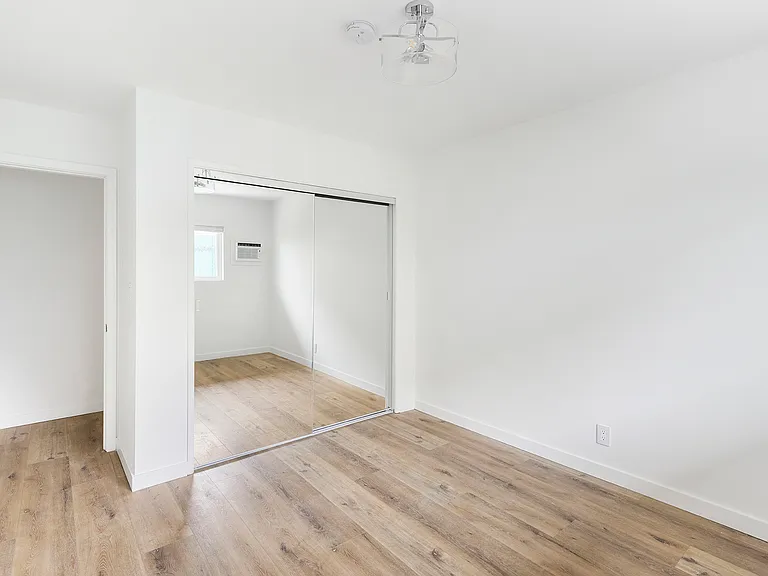 2448 Hancock St #2 — Photo 6
