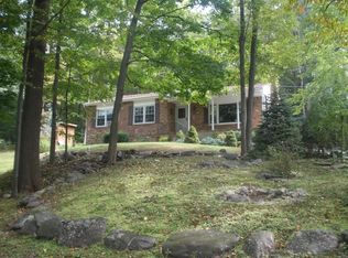376 Ridge Rd, West Milford, NJ 07480