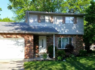 1700 Briarson Dr, Saginaw, MI