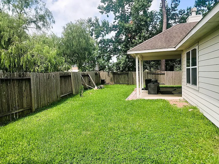 1014 Spring Lakes Haven Dr — Photo 22