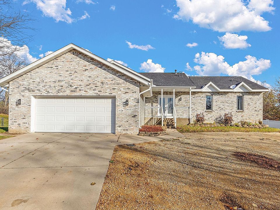 1st image of 18863 Englewood Cir