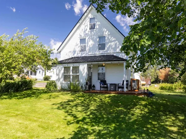 12 Elm St, River Hebert, NS B0L 1G0