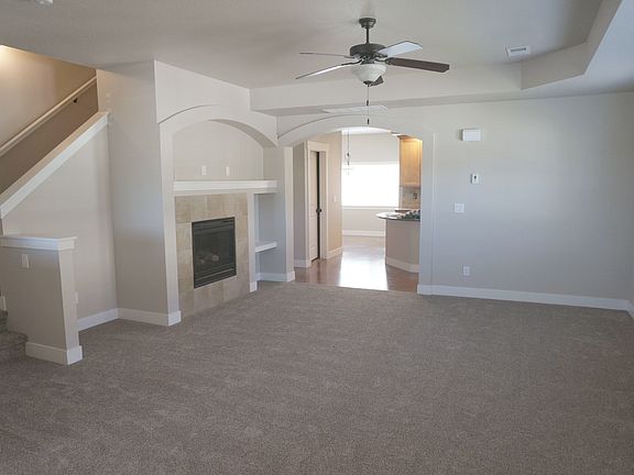 Living room (looking towards kitchen)