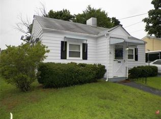 36 Elmwood Rd, Methuen, MA 01844