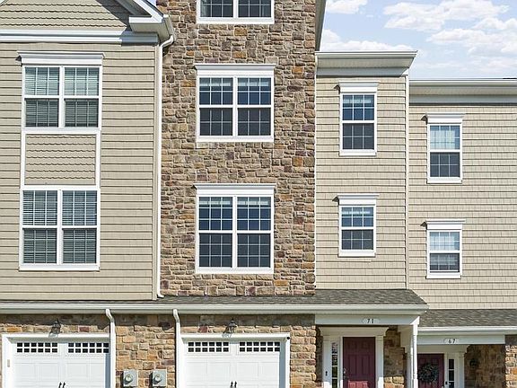 3rd image of 71 Clydesdale Ln