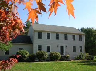 32 Oriole Rd, Medfield, MA 02052
