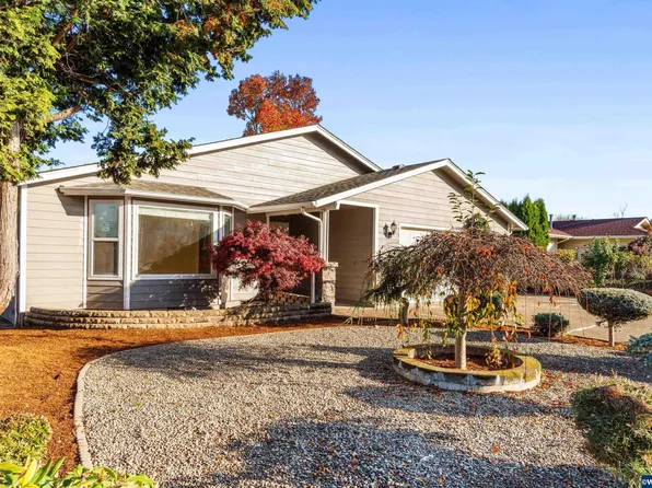 4841 Serra Ct NE, Salem, OR 97305