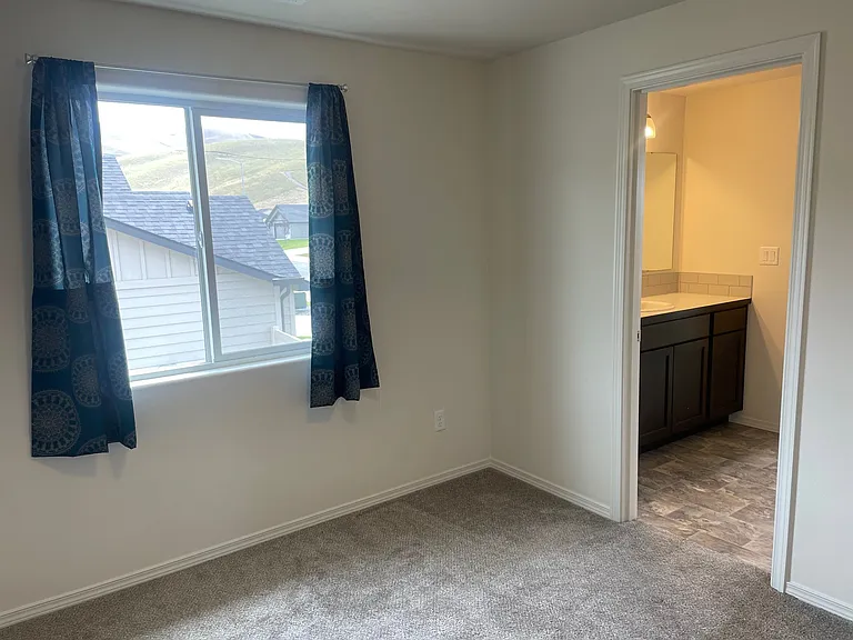200 Rio Bravo St — Photo 14