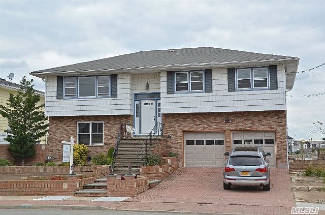1st image of 217 Kingston Blvd