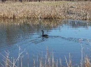 26195 N Farwell Rd, Mettawa, IL 60045