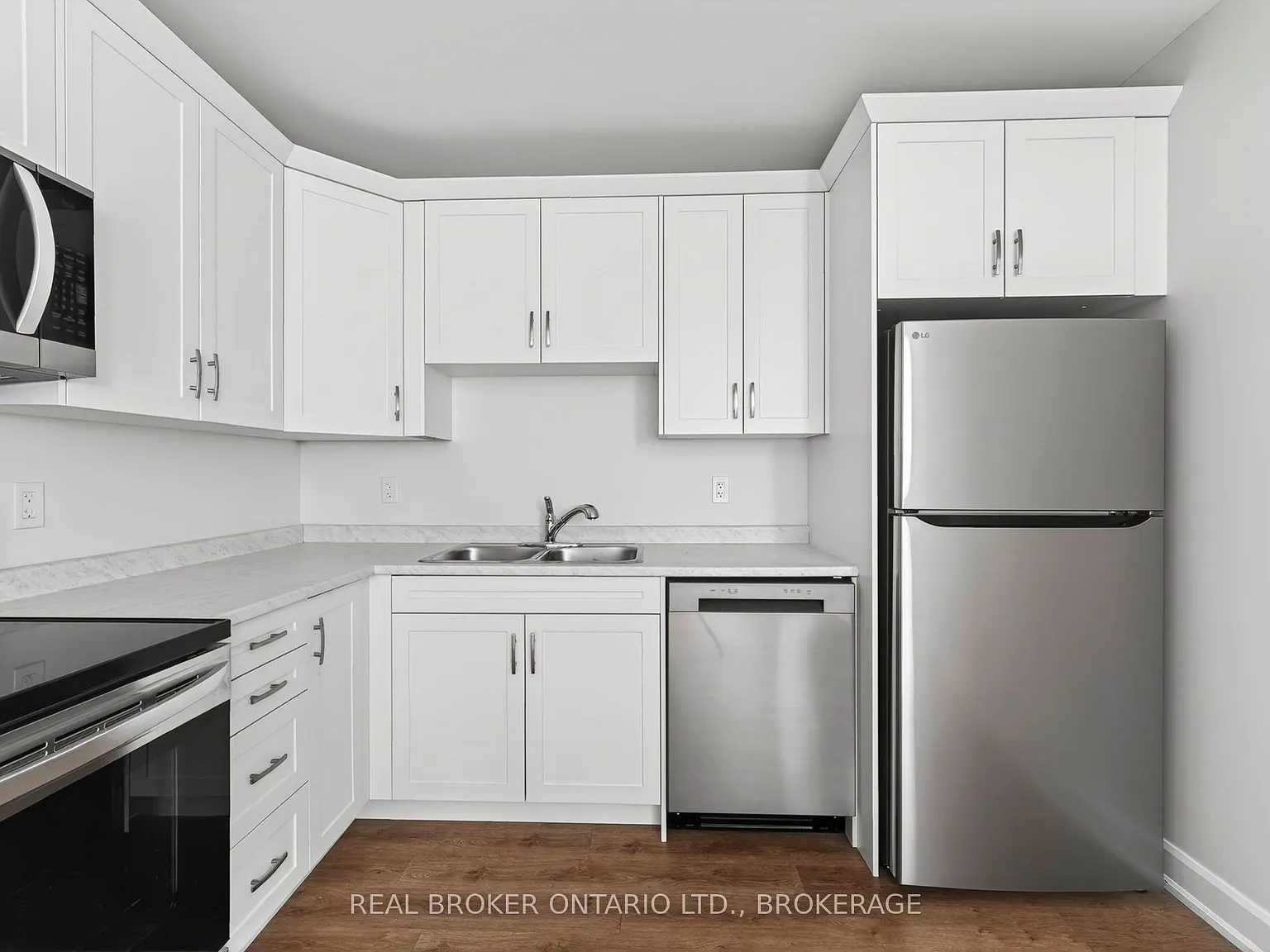 2 bed, $2,380 — Photo 4