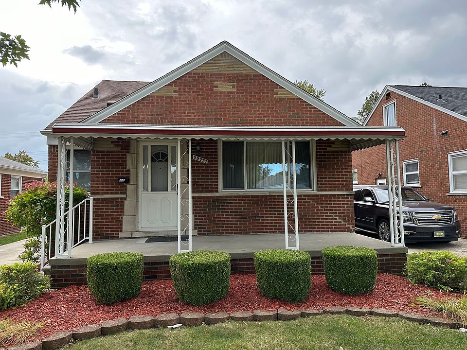 1st image of 22771 Courtland Ave