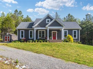 3925 Old Ridge Rd, Farmville, VA 23901