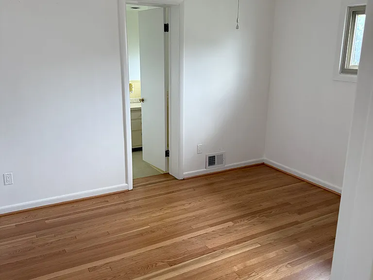 9128 Huron Ave — Photo 30