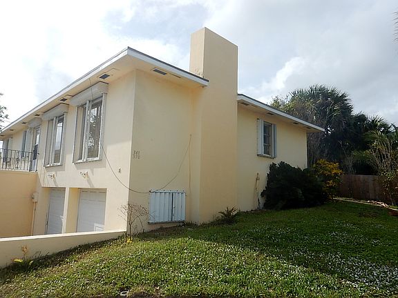 4th image of 341 Ocean Dr