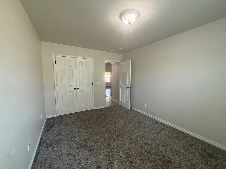 11309 NW 99th St — Photo 27