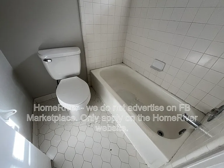 2224 W Aberdeen Dr — Photo 12