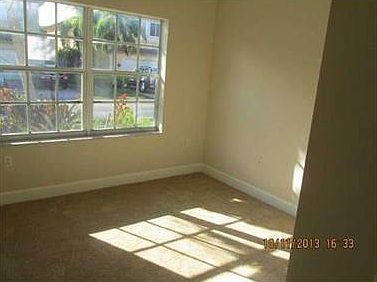 5th image of 5237 NW 112th Ct