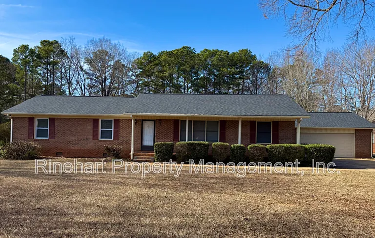 760 Goudlock Rd — Photo 1
