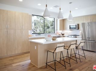 5131 N Cartwright Ave, Los Angeles, CA 91601