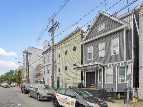 85 Clinton Ave, Jersey City, NJ 07304