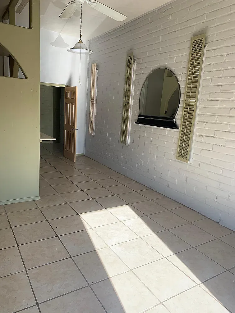 4408 N Camino Real — Photo 1