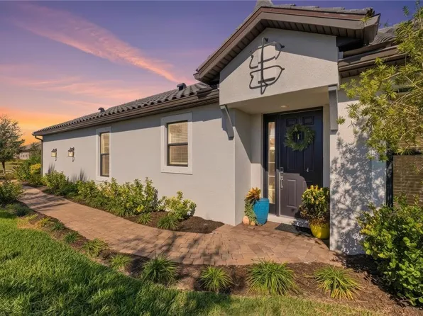 3121 Tramonto Ct, Bradenton, FL 34211