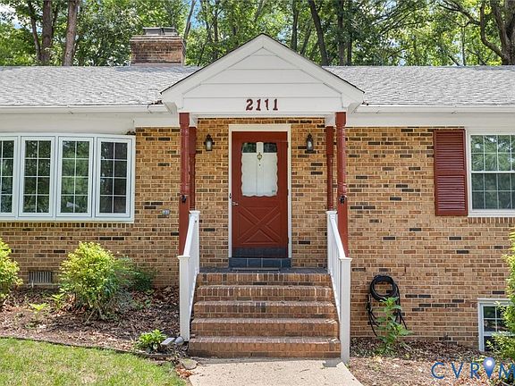 4th image of 2111 Bloomsherry Dr