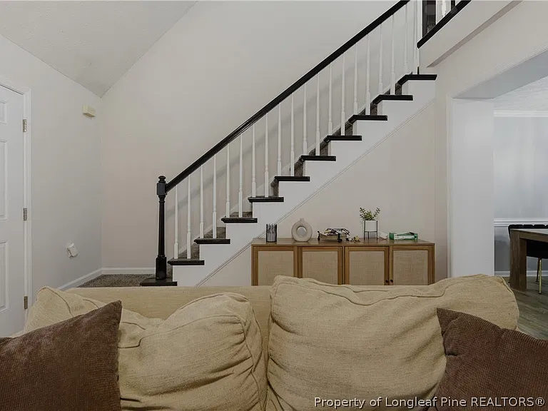 2130 Hull Rd — Photo 10