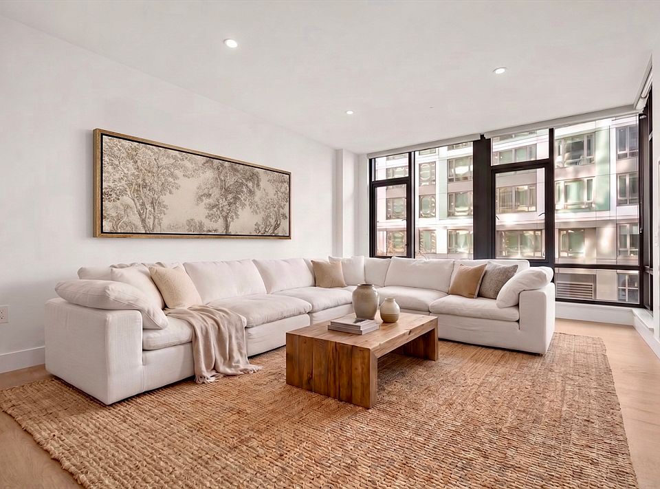 1st image of 40 Traveler St APT 207