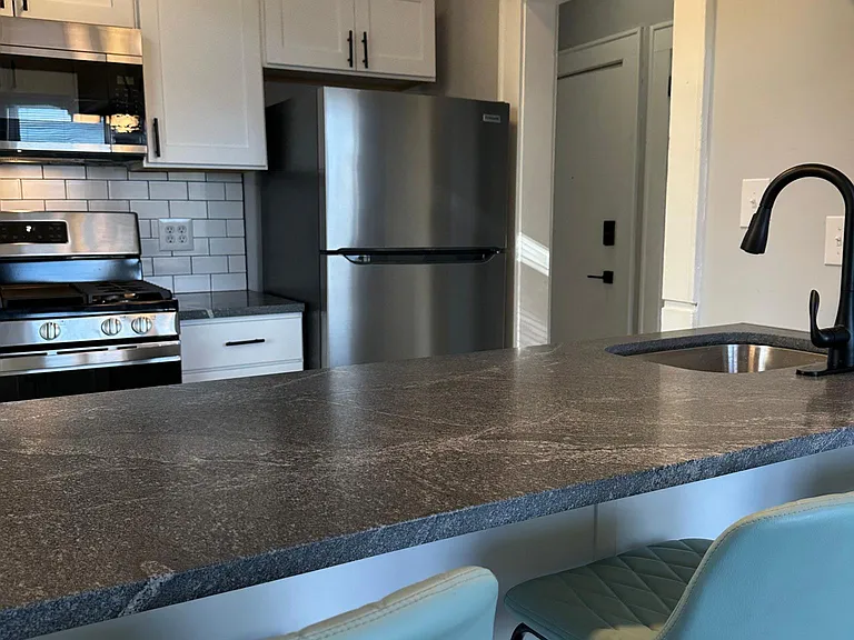 403 Oak St #3 — Photo 21