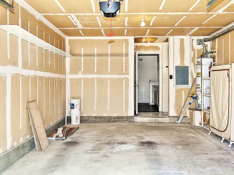 745 Overture Ct — Photo 15