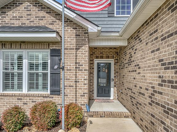 3rd image of 1256 Osler Ct