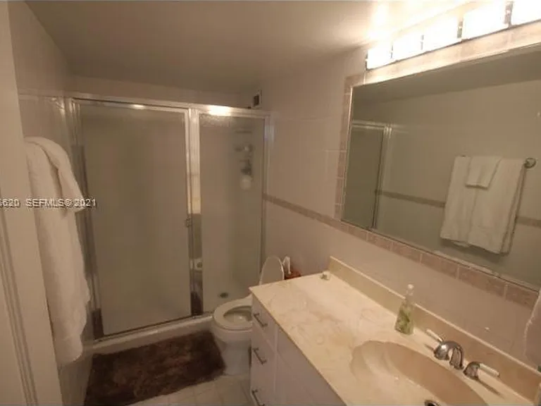 5151 Collins Ave #1030 — Photo 18