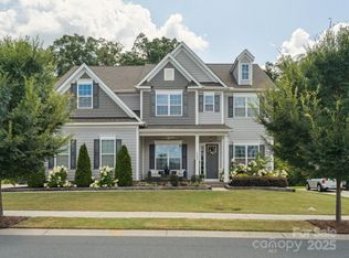 6005 Petersburg Dr, Waxhaw, NC 28173