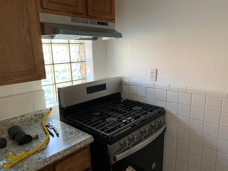 49 Brighton Way #2S — Photo 4