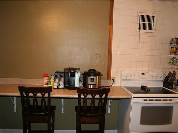 5th image of 1412 Roosevelt Dr
