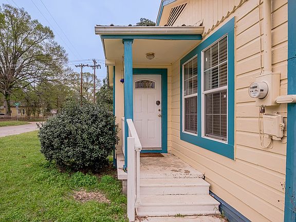 3rd image of 1607 Virginia Ave