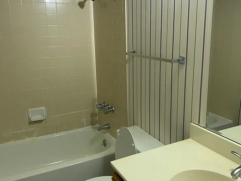 1600 Park Cir #303 — Photo 5