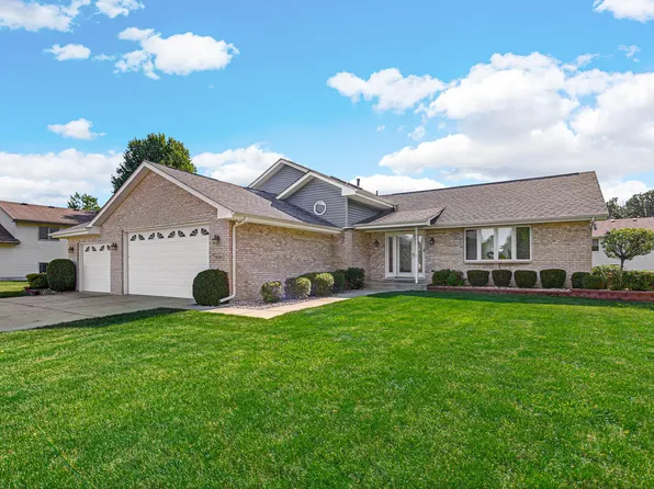 1630 Colorado St, Hobart, IN 46342
