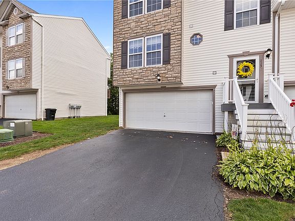 3rd image of 113 Mizpark Dr