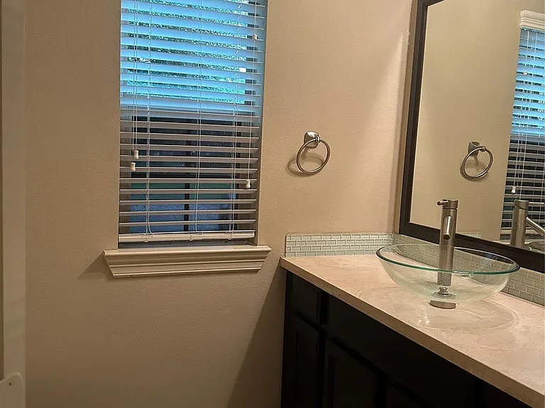13915 Sawmill Run Ln — Photo 6